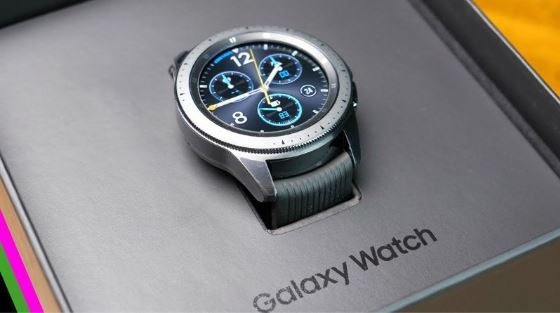Phiên bản Galaxy Watch 46mm có dung lượng 472 mAh